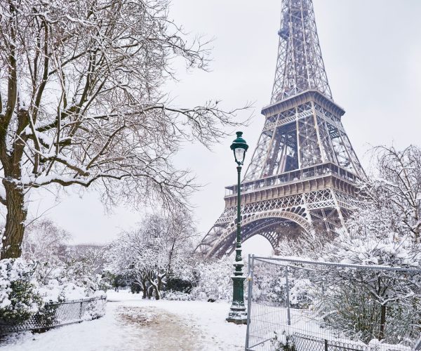 paris-winter-snow-eiffel-tower