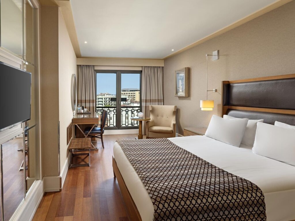 Titanic City Taksim Hotel δωμάτιο Κωνσταντινούπολη εκδρομή 28 Οκτωβρίου